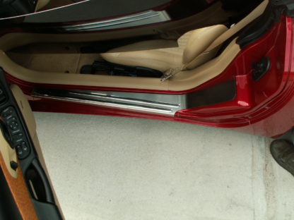 Doorsills Outer Satin w/Chrome Ribs 2pc |1997-2004 Chevrolet Corvette
